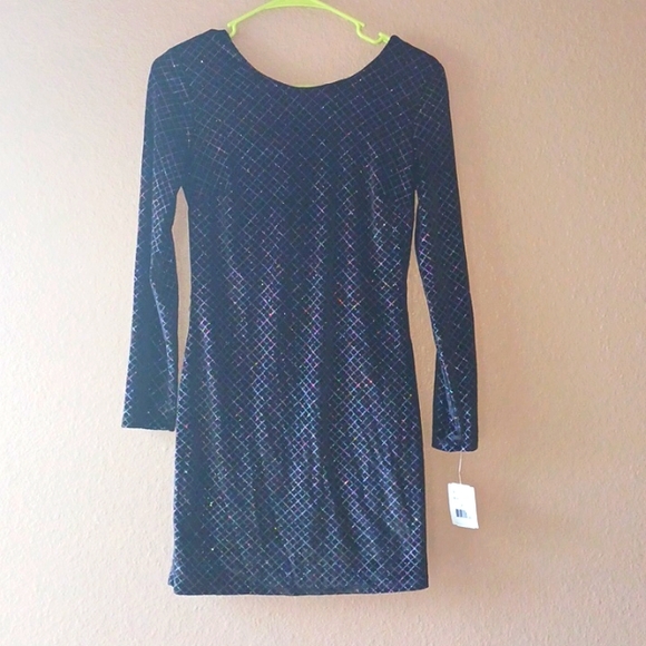 XS Black dress with crisscross sparkles - Picture 1 of 3